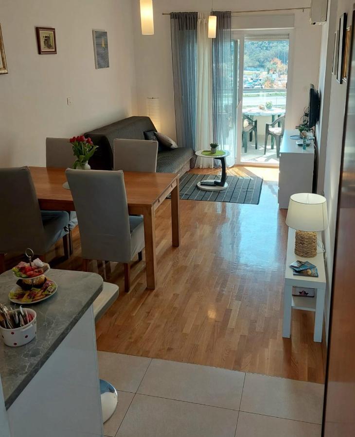 Lana Apartment Σπλιτ Εξωτερικό φωτογραφία